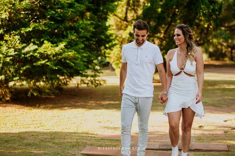 ensaio pré wedding aline lima prima da sandy filha do chitãozinho e jogador rafael longuine'