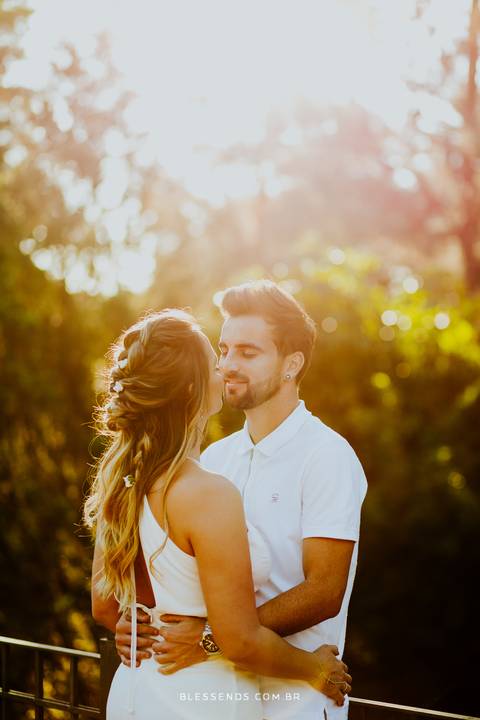 ensaio pré wedding aline lima prima da sandy filha do chitãozinho e jogador rafael longuine'