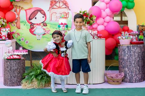 Valentina faz 04 anos - Aniversário Infantil - Camaçari'