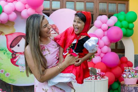 Valentina faz 04 anos - Aniversário Infantil - Camaçari'