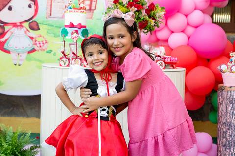 Valentina faz 04 anos - Aniversário Infantil - Camaçari'