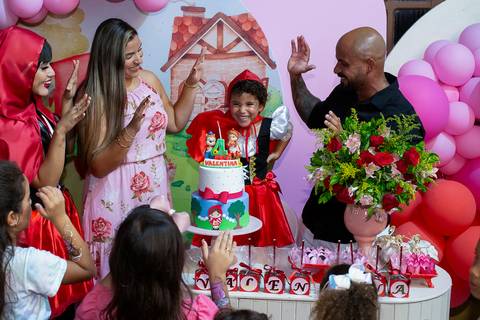 Valentina faz 04 anos - Aniversário Infantil - Camaçari'