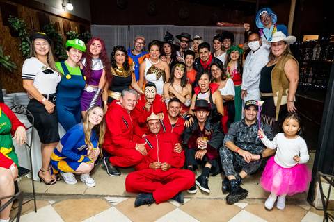 Familiares e Amigos'