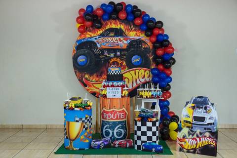 decoração hotweels'