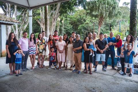 familia e amigos convidados'