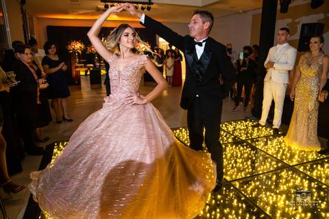 dança da debutante com o pai'