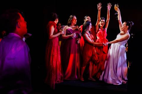 Comemoração entre amigas '