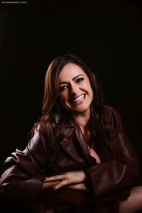 retrato mulher sorrindo'