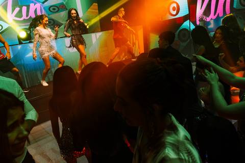 	Momento descontraído na pista durante aniversário de 15 anos'