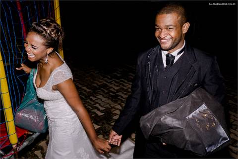 final do fim, ficar até o final do casamento e ir embora junto com os noivos é uma memória incrível que temos prazer em entrega-la para cada casal que confia em nosso trabalho'
