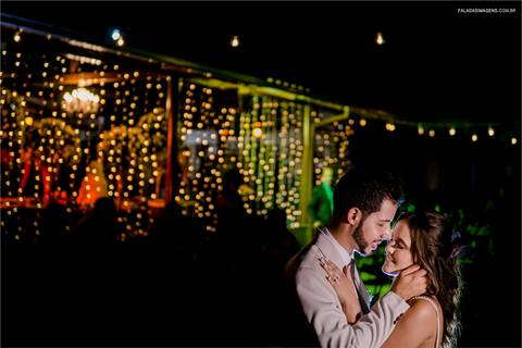 noivos, carinhos, felizes '