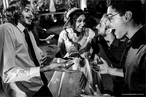 dançando na festa, fotografia expontânea de casamento '