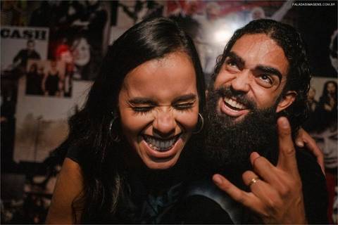 Fotografia de pre wedding, rock'n'roll, casal feliz, fotografia joão freitas, fotografia Mayara de Paula, Fala das Imagens'