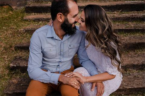 casal em ensaio pré wedding, fotografia espontânea '