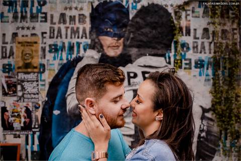ensaio fotográfico de casal no beco do Batman, São Paulo - SP'