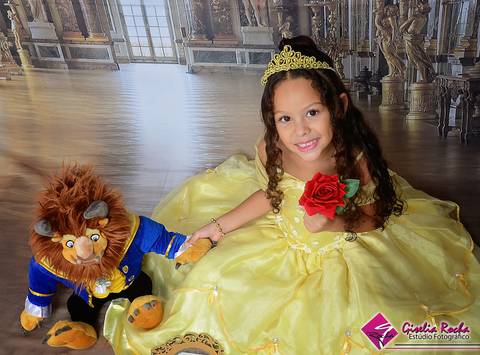 Princesa Allana encanto no estúdio  '