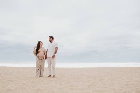 Ensaio Foto Gestante Macae na praia'
