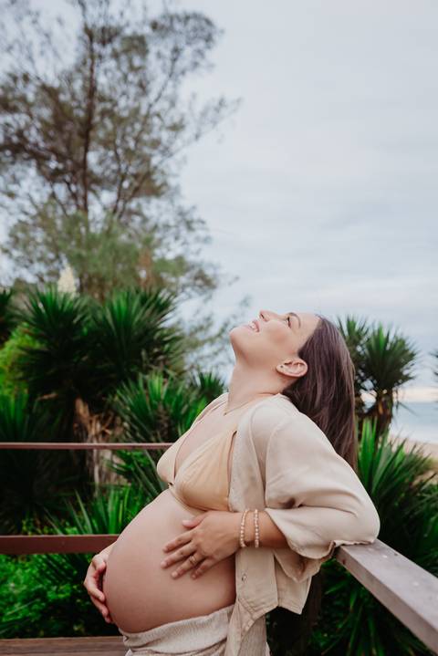 Ensaio Foto Gestante Macae na praia'