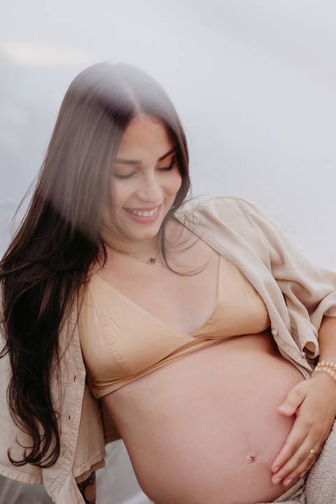 Ensaio Foto Gestante Macae na praia'