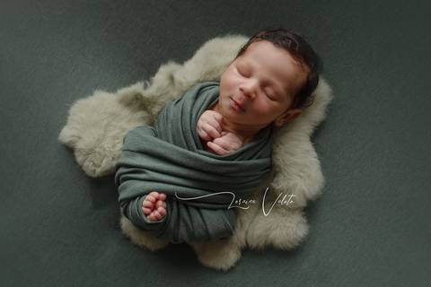 foto newborn de loraine valoto em ipatinga'
