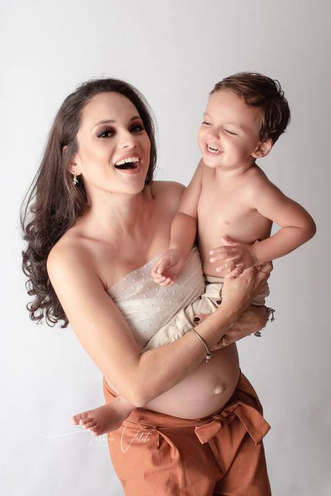 foto grávida loraine valoto ipatinga'