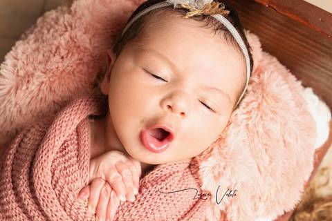 Ensaio Newborn Ipatinga Loraine Valoto'