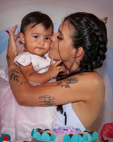 Ana Louise - 1 Aninho'