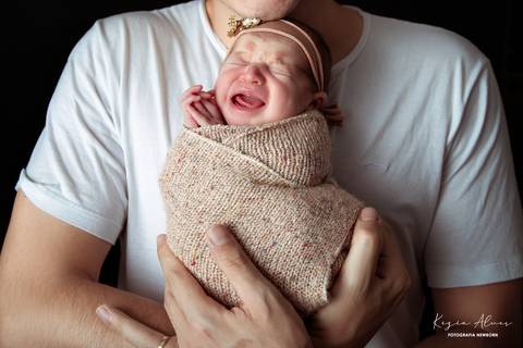 NEWBORN HELENA BUQUE'