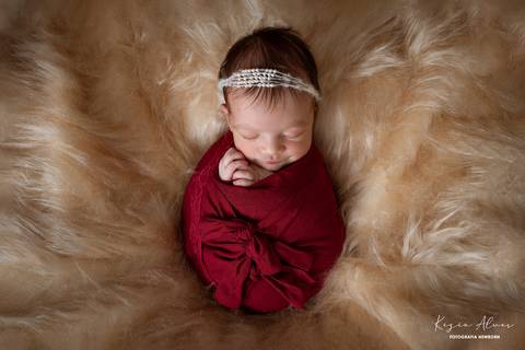 NEWBORN HELENA ANDRADE SESSÃO DE NATAL'