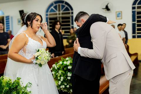 Fotografia de casamento em Ribeirão Preto: Dany e Felipe viveram um dia único e inesquecível. Emoção, verdade e momentos reais registrados com olhar sensível e profissional.'