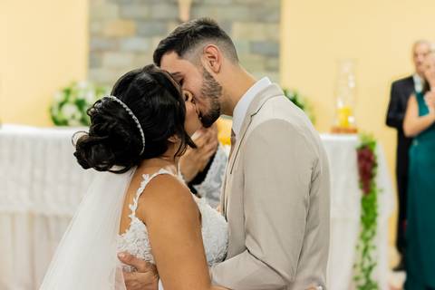 Fotografia de casamento em Ribeirão Preto: Dany e Felipe viveram um dia único e inesquecível. Emoção, verdade e momentos reais registrados com olhar sensível e profissional.'