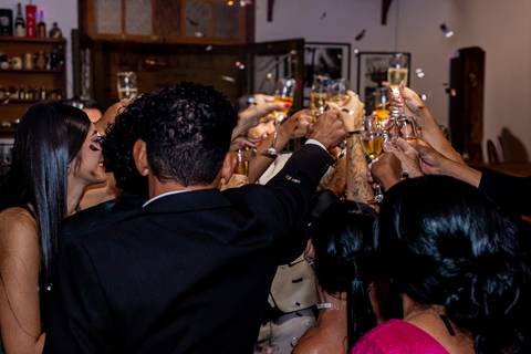 Fotografia de casamento em Ribeirão Preto: Dany e Felipe viveram um dia único e inesquecível. Emoção, verdade e momentos reais registrados com olhar sensível e profissional.'