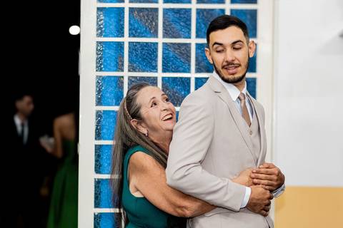 Fotografia de casamento em Ribeirão Preto: Dany e Felipe viveram um dia único e inesquecível. Emoção, verdade e momentos reais registrados com olhar sensível e profissional.'