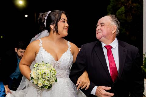 Fotografia de casamento em Ribeirão Preto: Dany e Felipe viveram um dia único e inesquecível. Emoção, verdade e momentos reais registrados com olhar sensível e profissional.'