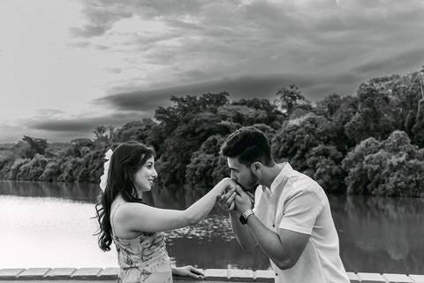 fotografo de casamento em ribeirão preto - fotografia de casamentos em ribeirão preto - ensaio pre wedding em ribeirão preto - campo da usp em ribeirão preto'