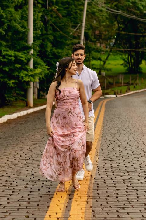 fotografo de casamento em ribeirão preto - fotografia de casamentos em ribeirão preto - ensaio pre wedding em ribeirão preto - campo da usp em ribeirão preto'