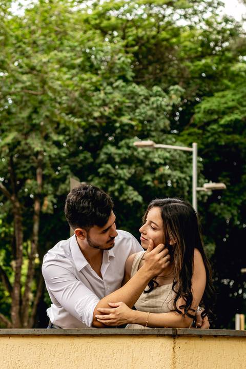 fotografo de casamento em ribeirão preto - fotografia de casamentos em ribeirão preto - ensaio pre wedding em ribeirão preto - campo da usp em ribeirão preto'