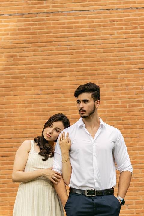 fotografo de casamento em ribeirão preto - fotografia de casamentos em ribeirão preto - ensaio pre wedding em ribeirão preto - campo da usp em ribeirão preto'