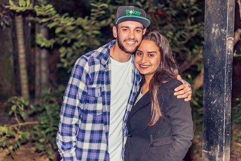 foto de pessoas que estão no show do Casarão do Rock em Santa Helena - PR'