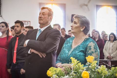 Fotografia de Alaídes e Armínio Draghetti em celebração de suas bodas de ouro (50 anos de casamento)'