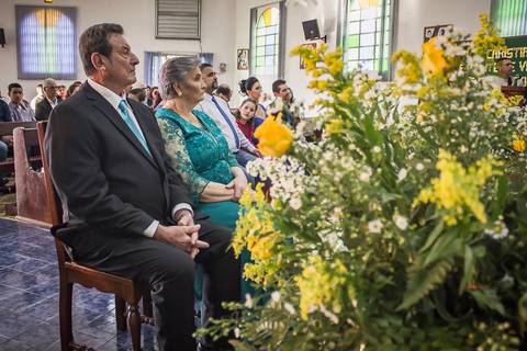 Fotografia de Alaídes e Armínio Draghetti em celebração de suas bodas de ouro (50 anos de casamento)'