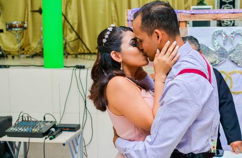 Agora pode dar o beijinho rsrs'