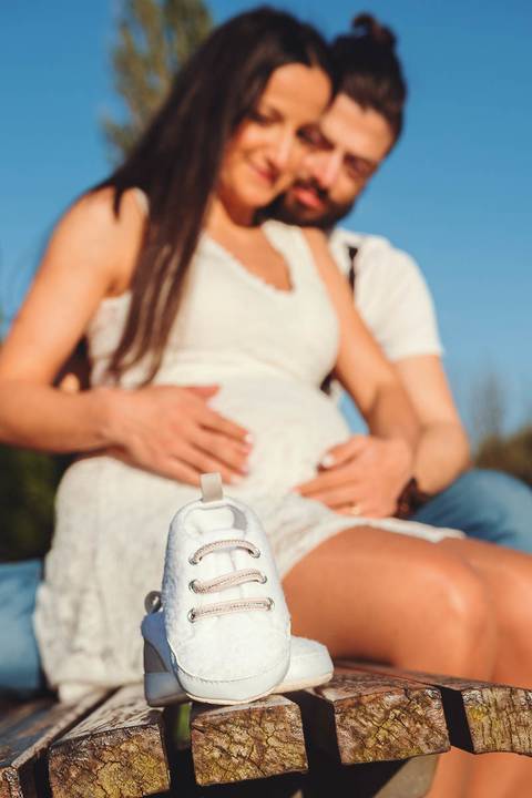 fotos casal gestante gravida ensaio familia gravida ar livre parque bebe book torres novas entroncamento vila nova da barquinha '