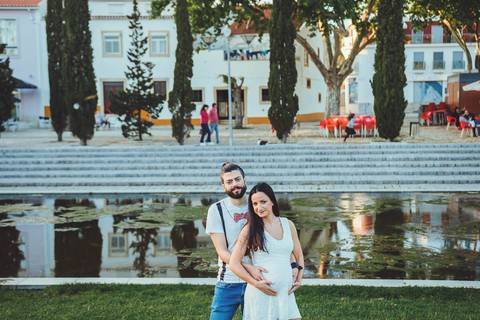 fotos casal gestante gravida ensaio familia gravida ar livre parque bebe book torres novas entroncamento vila nova da barquinha '
