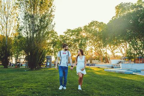 fotos casal gestante gravida ensaio familia gravida ar livre parque bebe book torres novas entroncamento vila nova da barquinha '