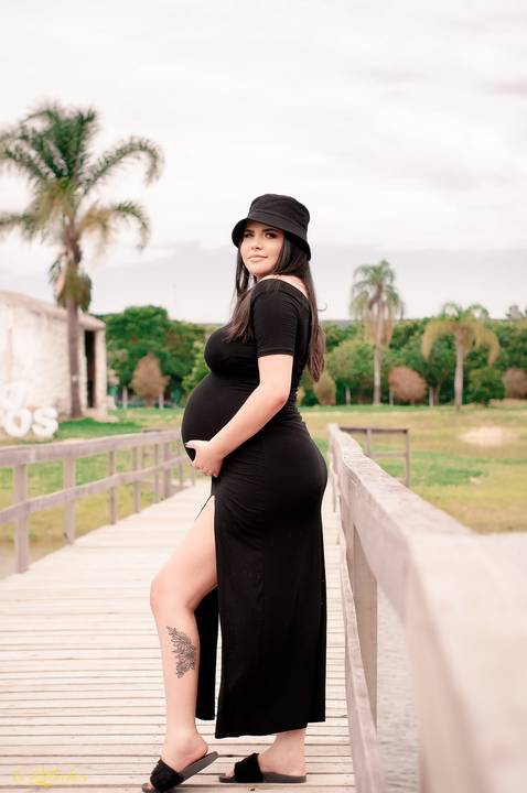 Caroline Castro
Ensaio Fotográfico de Gestante
Lago Municipal Lago Municipal Bacharel Hélio Menezes Chagastelles
Arroio dos Ratos/RS'