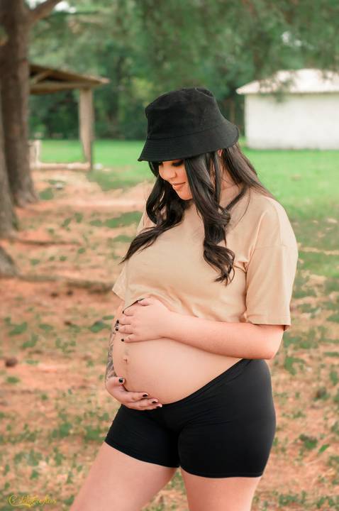 Caroline Castro
Ensaio Fotográfico de Gestante
Lago Municipal Lago Municipal Bacharel Hélio Menezes Chagastelles
Arroio dos Ratos/RS'