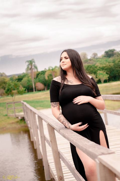 Caroline Castro
Ensaio Fotográfico de Gestante
Lago Municipal Lago Municipal Bacharel Hélio Menezes Chagastelles
Arroio dos Ratos/RS'