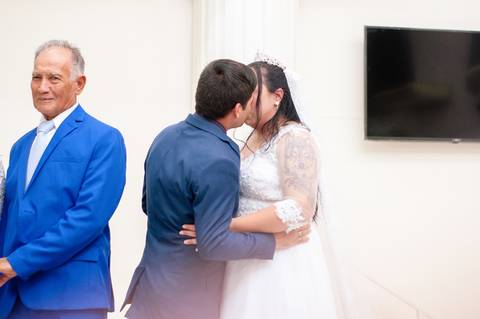 Casamento de Marciele e André realizado na Igreja Universal em Charqueadas/RS'