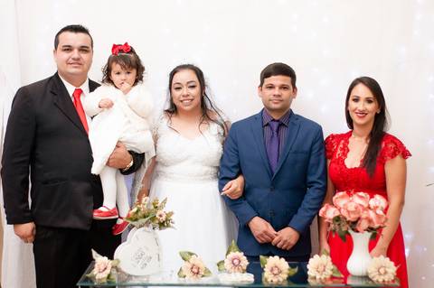 Casamento de Marciele e André realizado na Igreja Universal em Charqueadas/RS'